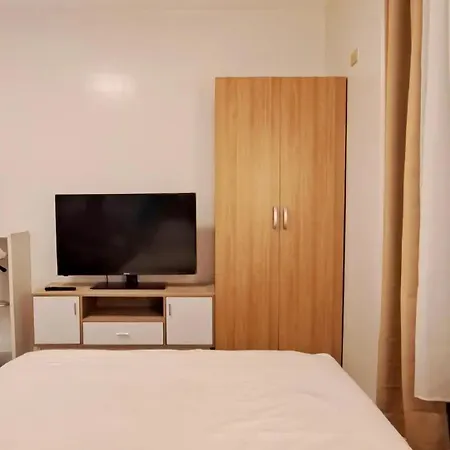 Amazing Studio Next To Center 10 Minutes Walking דירה סלוניקי