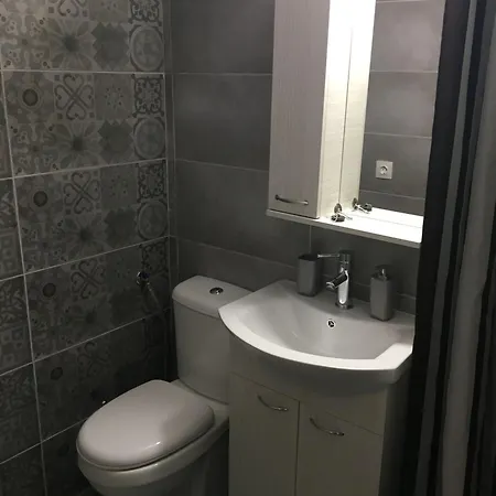 Amazing Studio Next To Center 10 Minutes Walking Apartament *